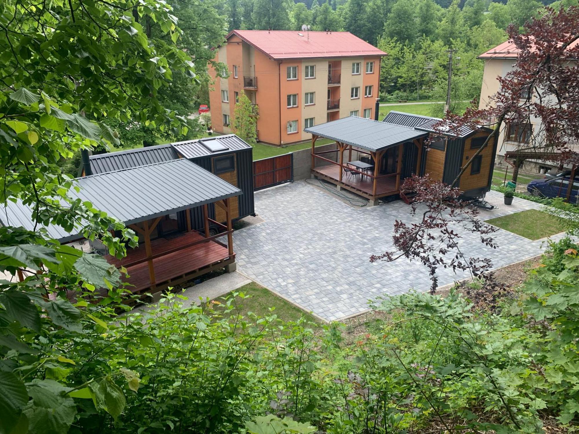 Lubochna Minidomceky - Frodo & Bilbo Apartment Bagian luar foto